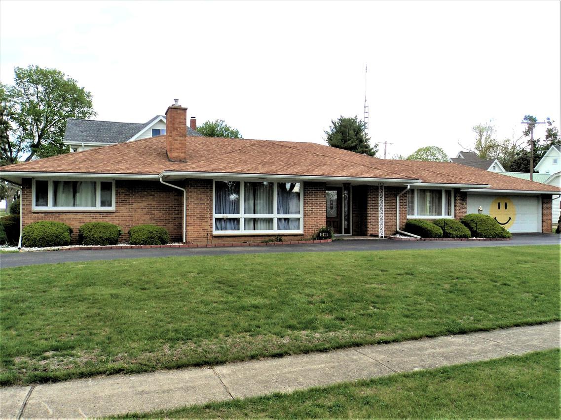 20 W 6th St., Milledgeville, IL 61051