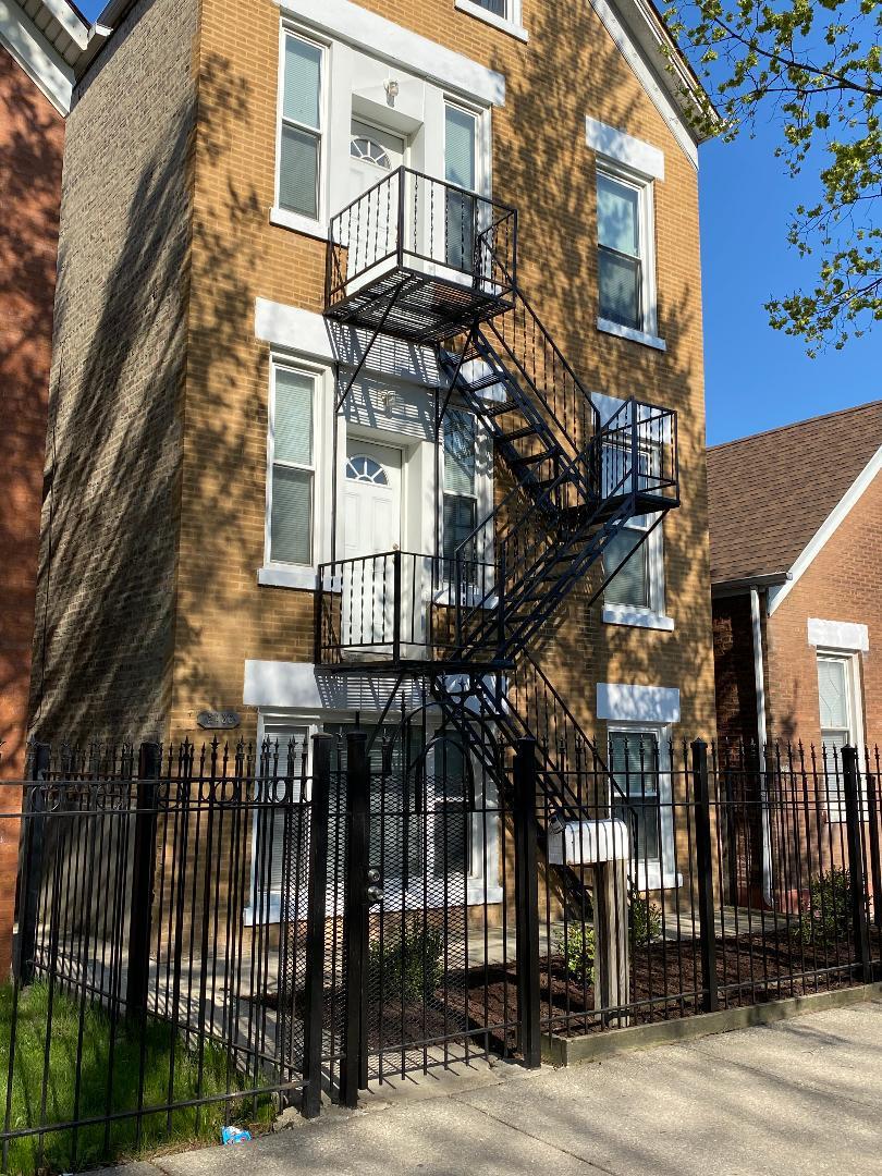 2436 S Homan Ave., Chicago, IL 60623