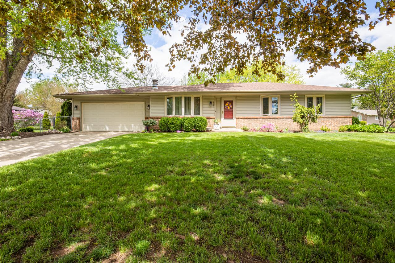 5834 Vineyard Ln., Rockford, IL 61114
