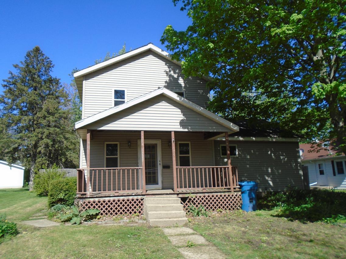 106 Broad St., Lamoille, IL 61330