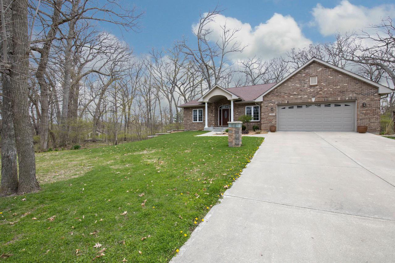 580 Lake Summerset Rd., Lake Summerset, IL 61019