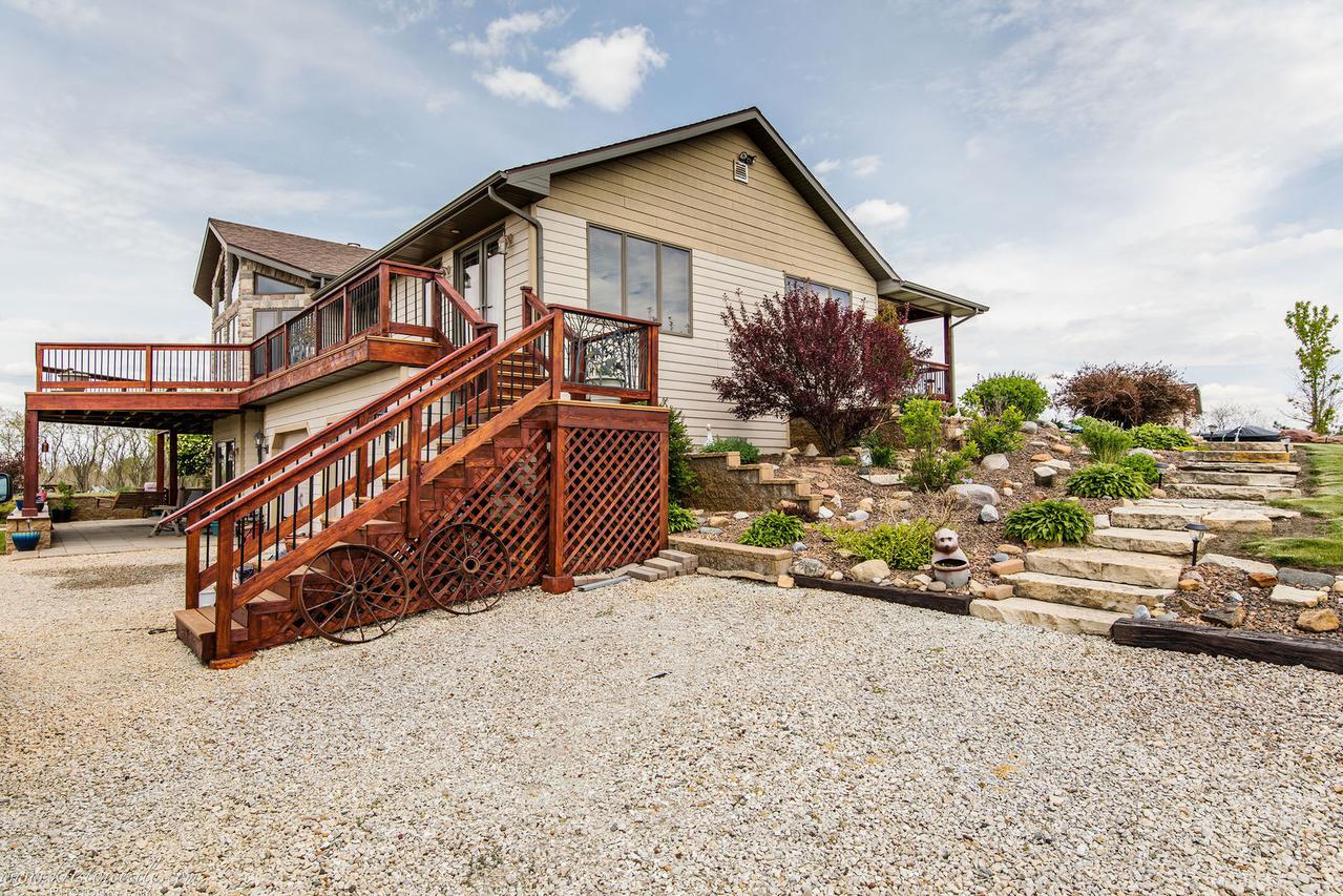8900 Goodfarm Rd., Gardner, IL 60424