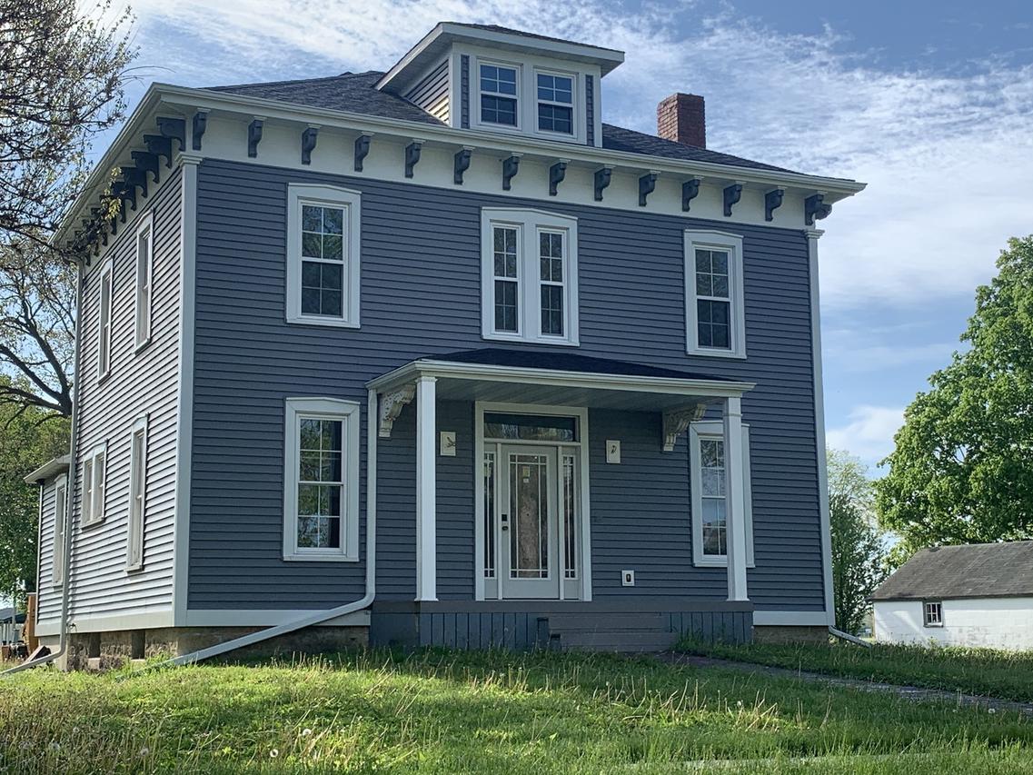 308 S Oak St., Buckley, IL 60918