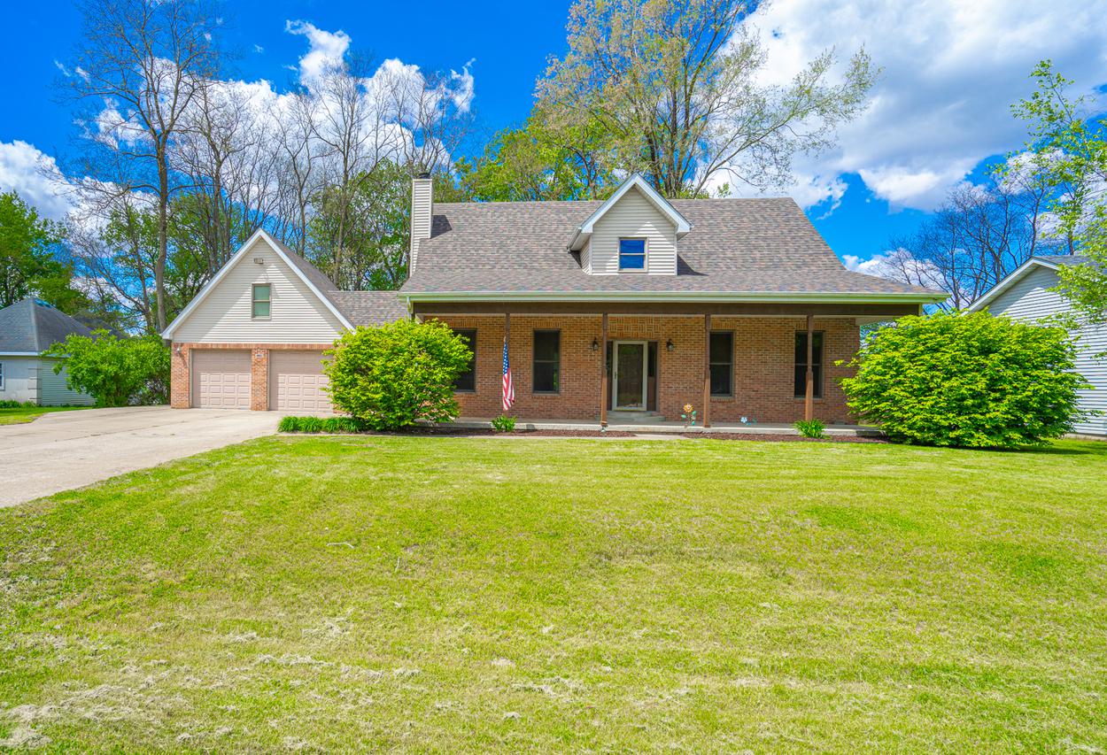 265 Schott Dr., Essex, IL 60935