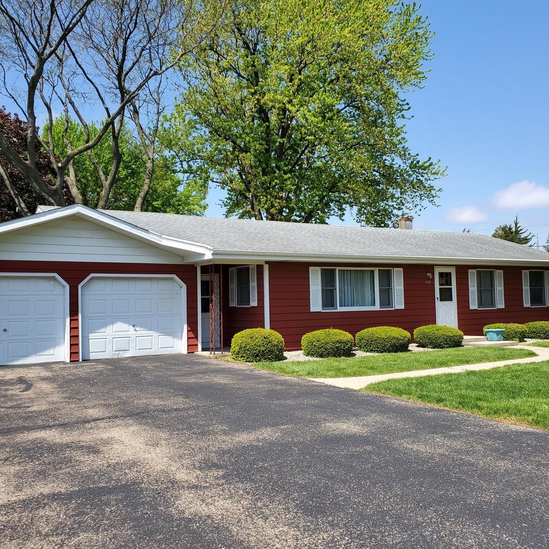 430 N Depot St., Somonauk, IL 60552