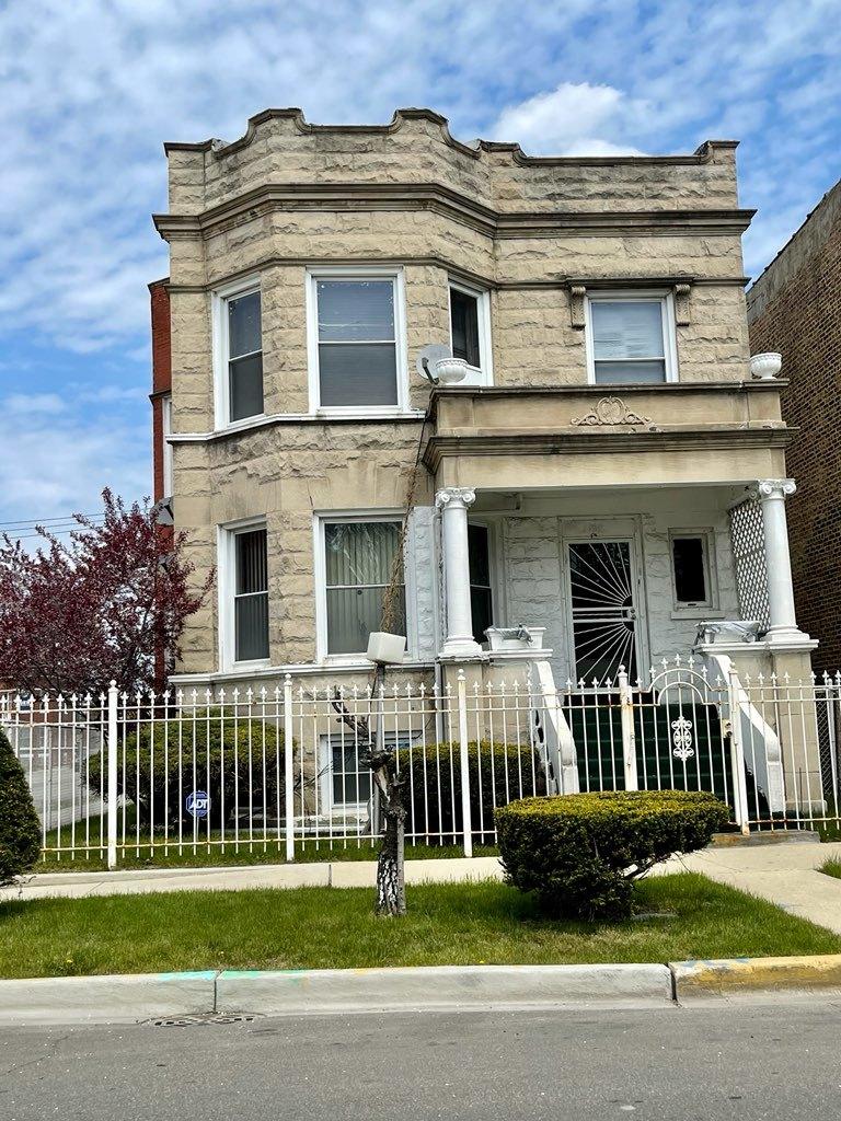 3358 W Lexington St., Chicago, IL 60624