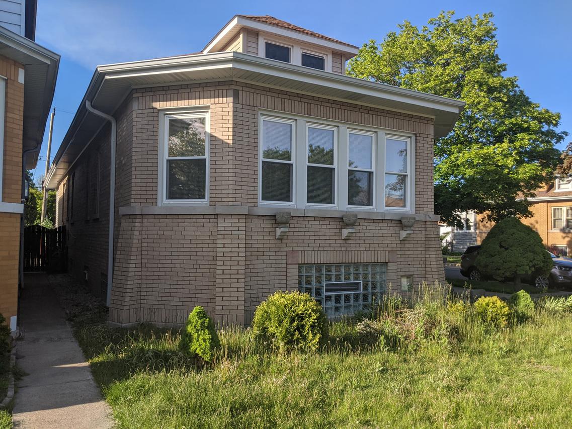5900 W Roscoe St., Chicago, IL 60634