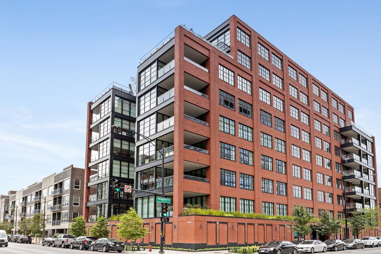1109 W Washington Blvd. #8A, Chicago, IL 60607