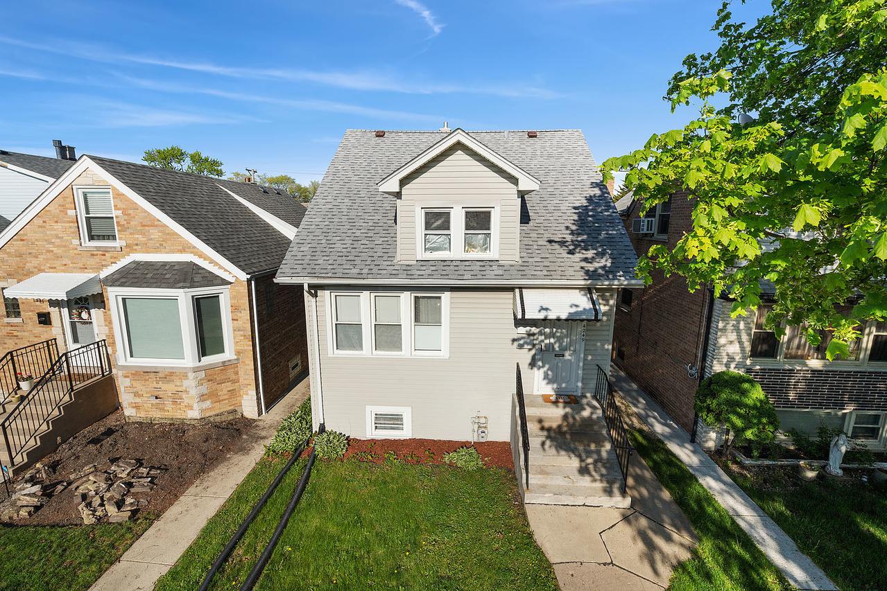 4249 N Meade Ave., Chicago, IL 60634