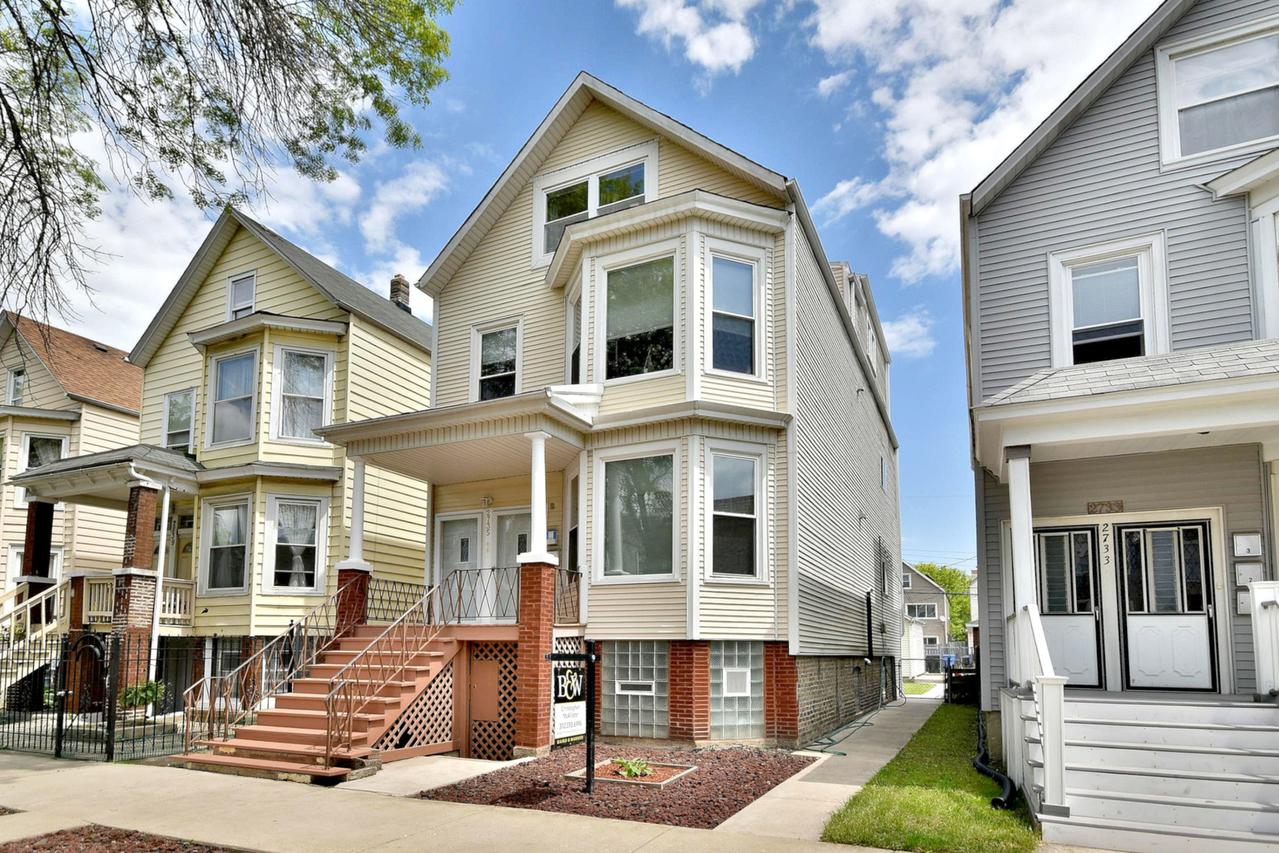 2735 N Ridgeway Ave., Chicago, IL 60647