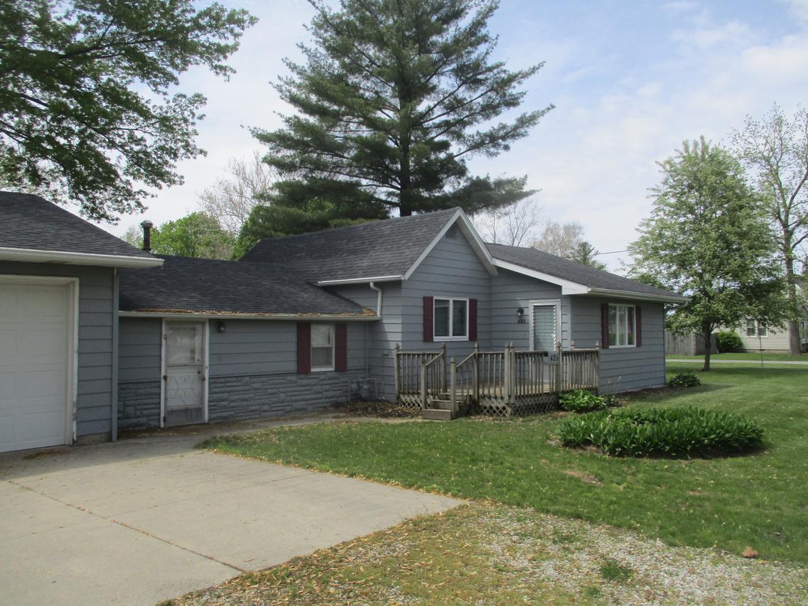 425 N Indiana St., Atwood, IL 61913