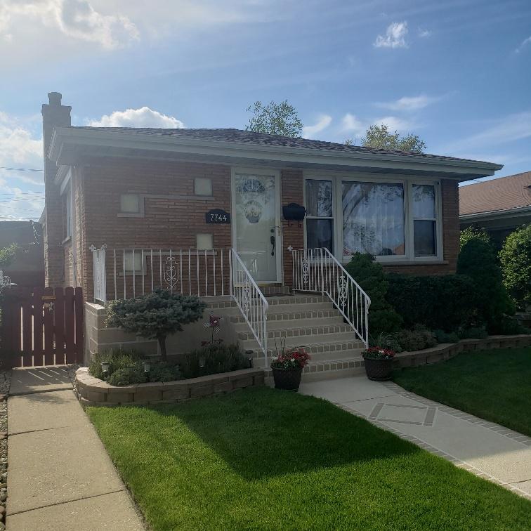 [Address Hidden by Seller], Chicago, IL 60652
