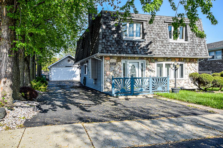 8317 S 77th Ct., Bridgeview, IL 60455