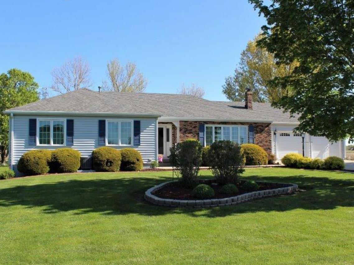 17955 Hillside Rd., Morrison, IL 61270