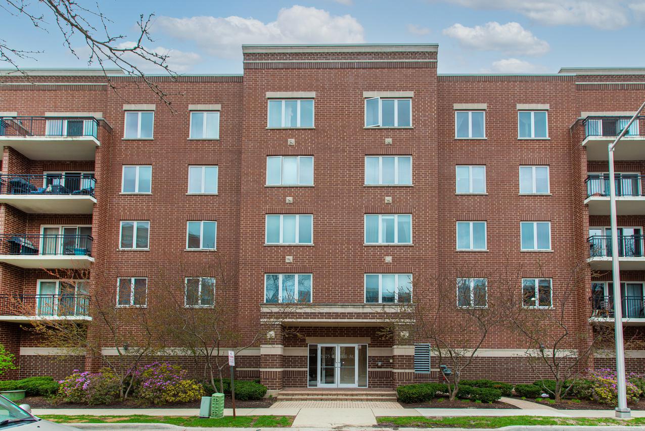 1675 Mill St. #202, Des Plaines, IL 60016