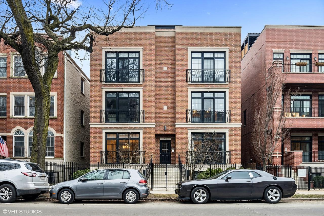 2940 N Damen Ave. #2N, Chicago, IL 60618