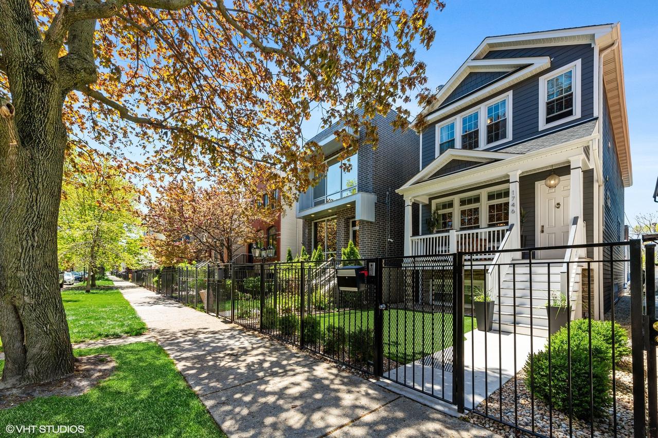 1746 N Artesian Ave., Chicago, IL 60647
