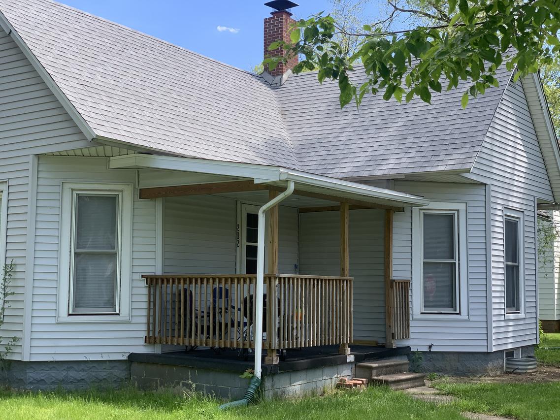 202 E Washington St., Tolono, IL 61880