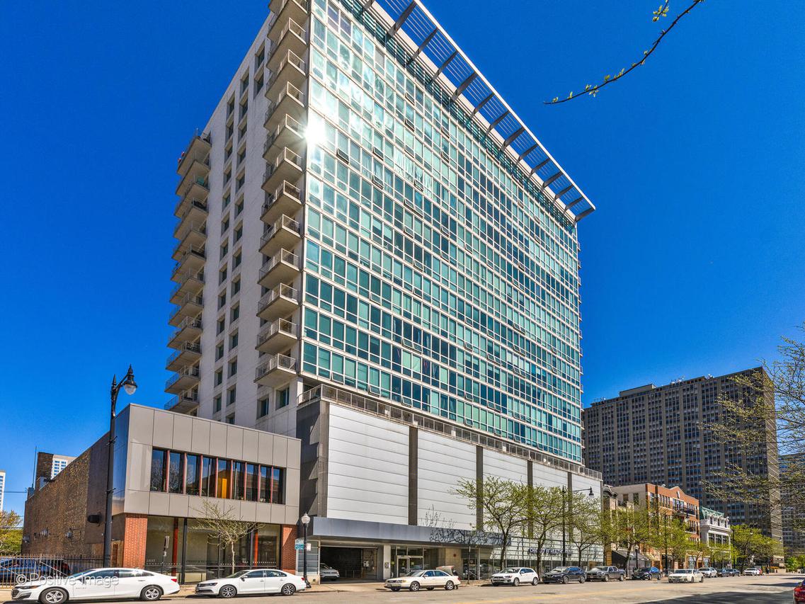 1845 S Michigan Ave. #1906, Chicago, IL 60616