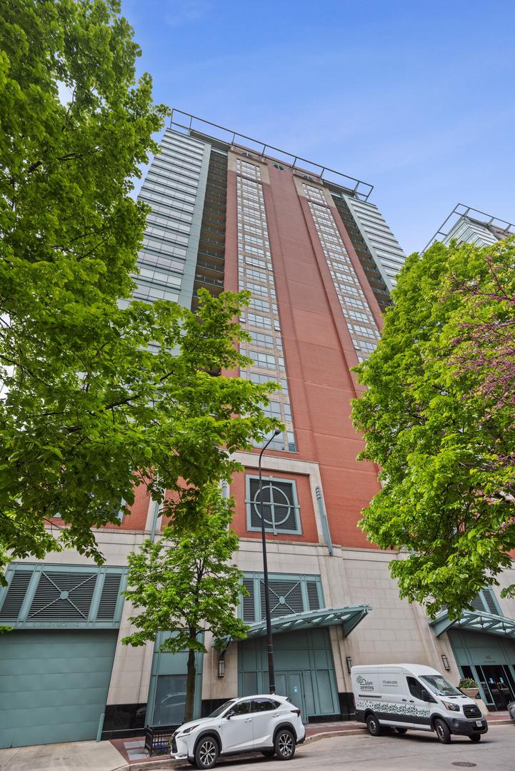 445 E North Water St. #1002, Chicago, IL 60611