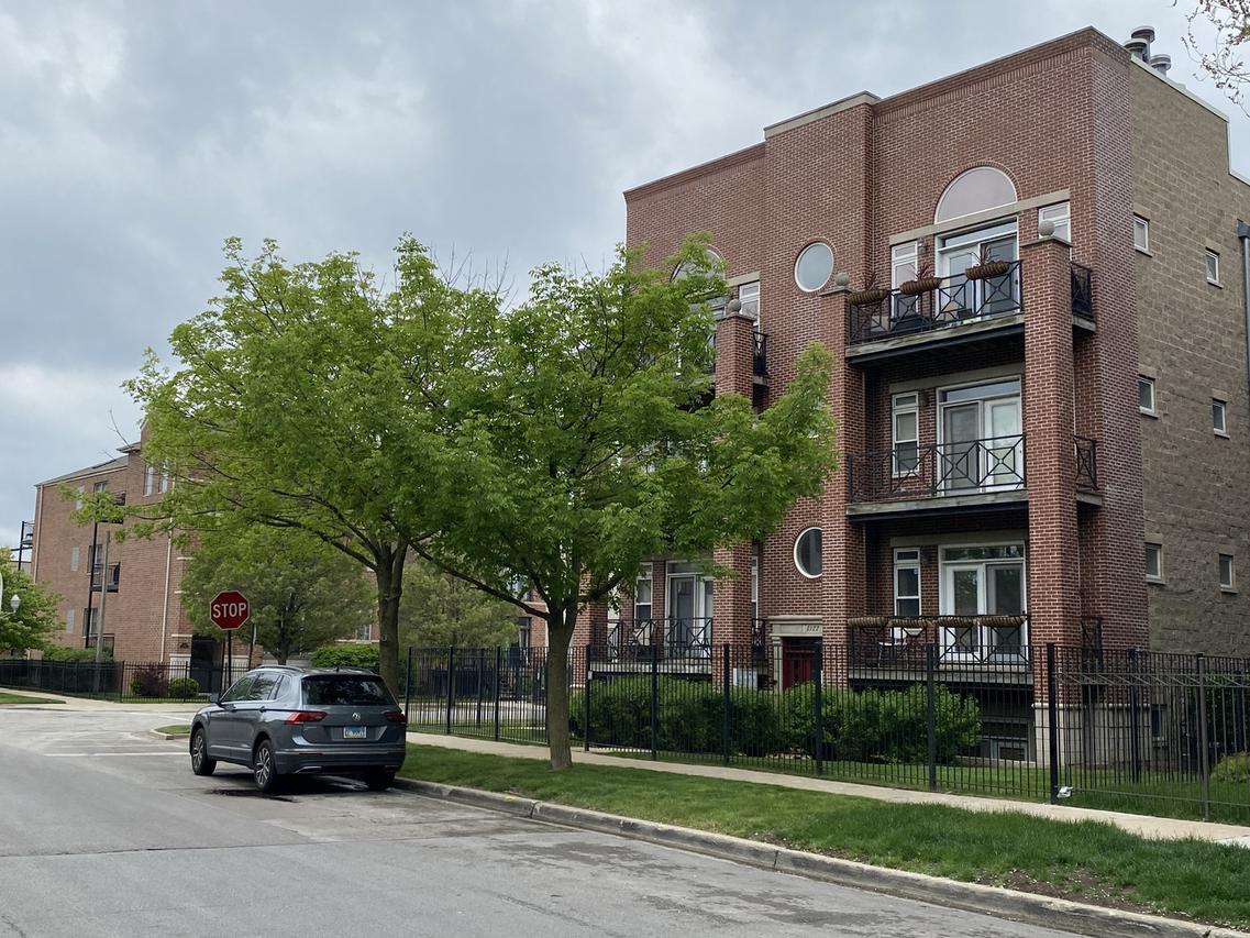 4122 S Vincennes Ave. #1S, Chicago, IL 60653