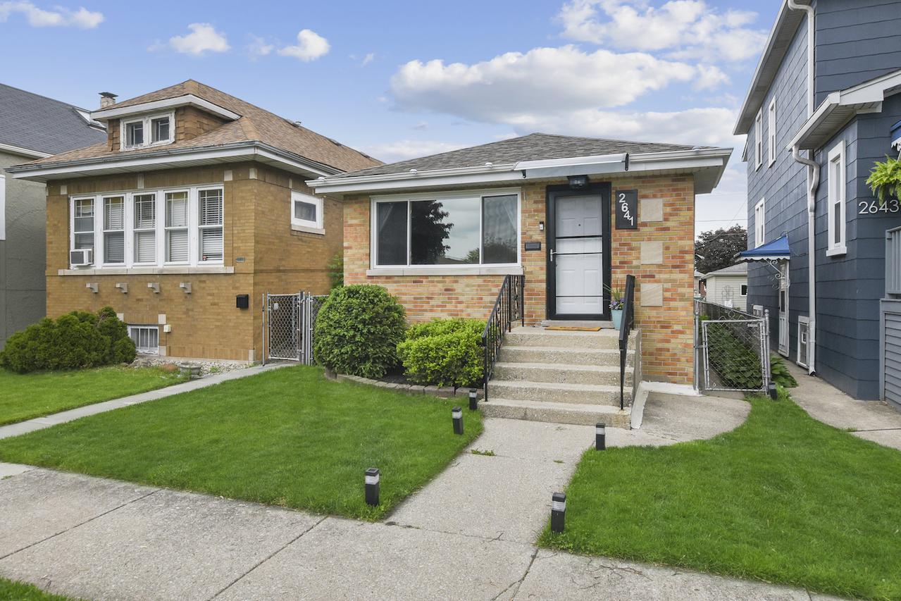 2641 Clinton Ave., Berwyn, IL 60402