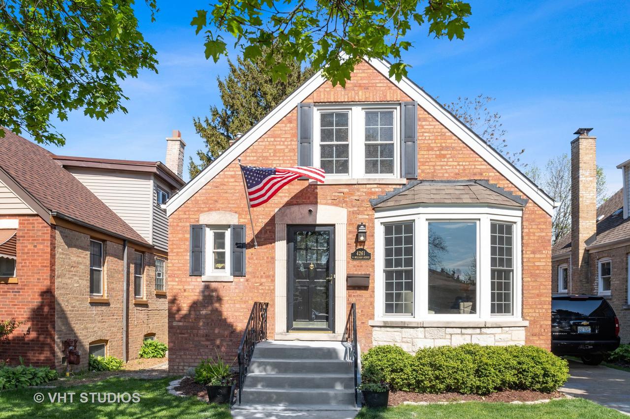 4261 N Mulligan Ave., Chicago, IL 60634