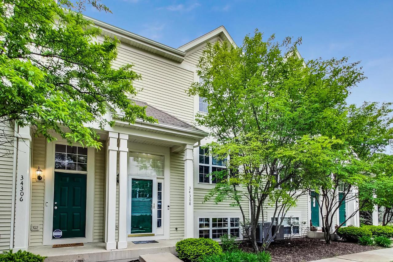 34308 N Barberry Rd., Round Lake, IL 60073