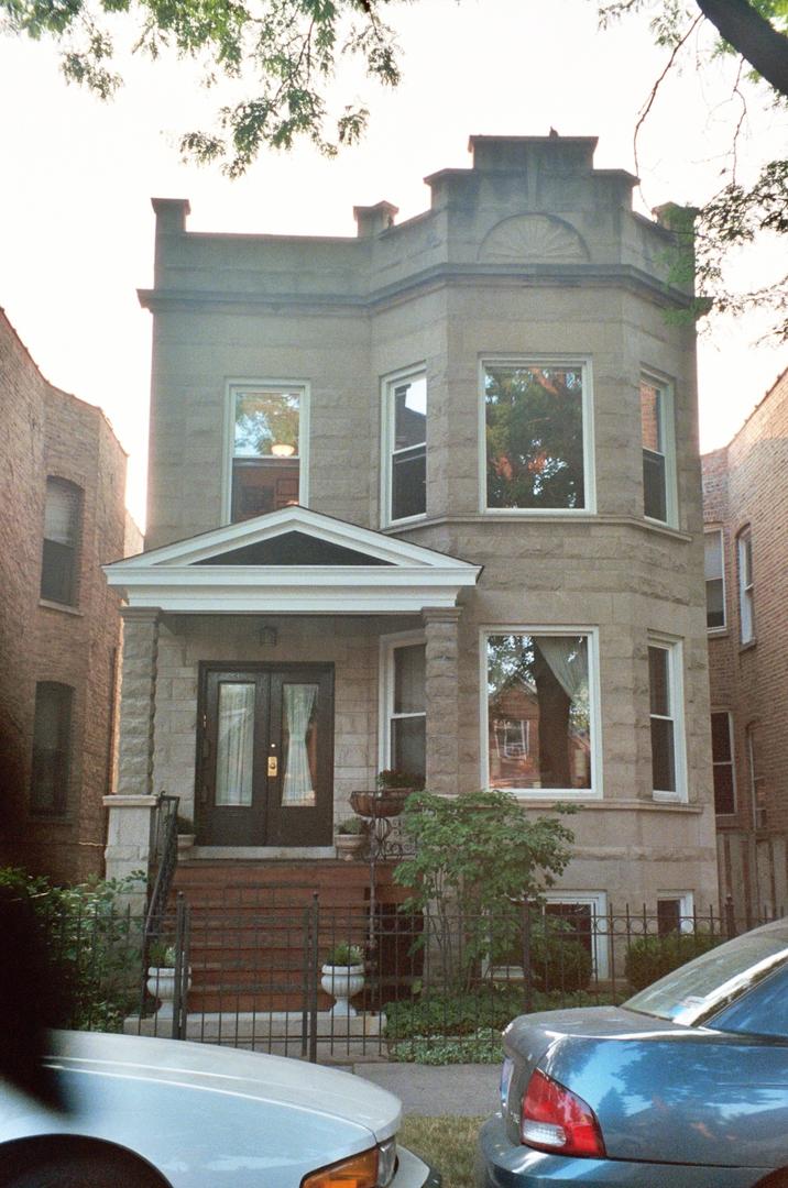 2739 N Whipple St., Chicago, IL 60647