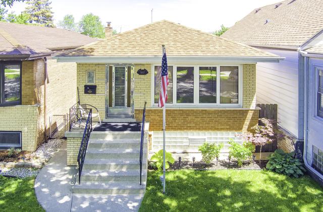 5817 S. New England Ave., Chicago, IL 60638