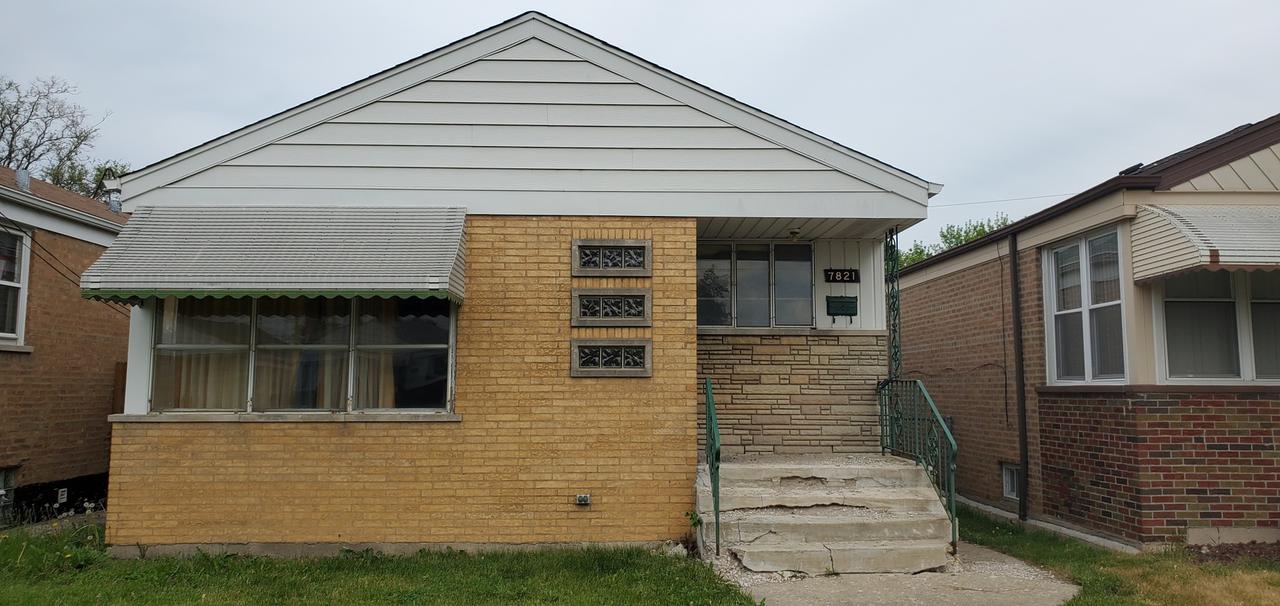 7821 S Spaulding Ave., Chicago, IL 60652