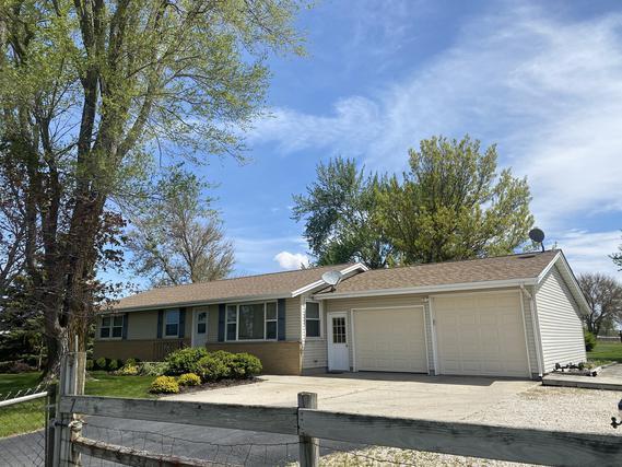 27996 Il Route 23, Sycamore, IL 60178