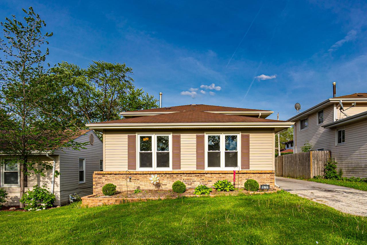 16731 Highview Ave., Orland Hills, IL 60487