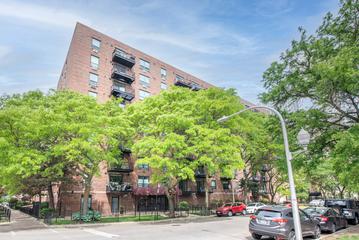 3900 N Pine Grove Ave. #405, Chicago, IL 60613