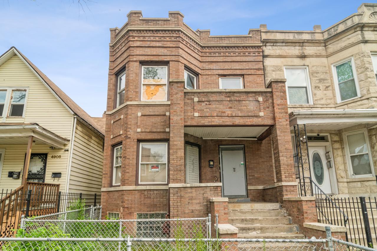 4904 W Van Buren St., Chicago, IL 60644