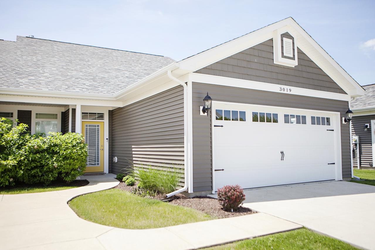 3019 E Stillwater Landing, Urbana, IL 61802