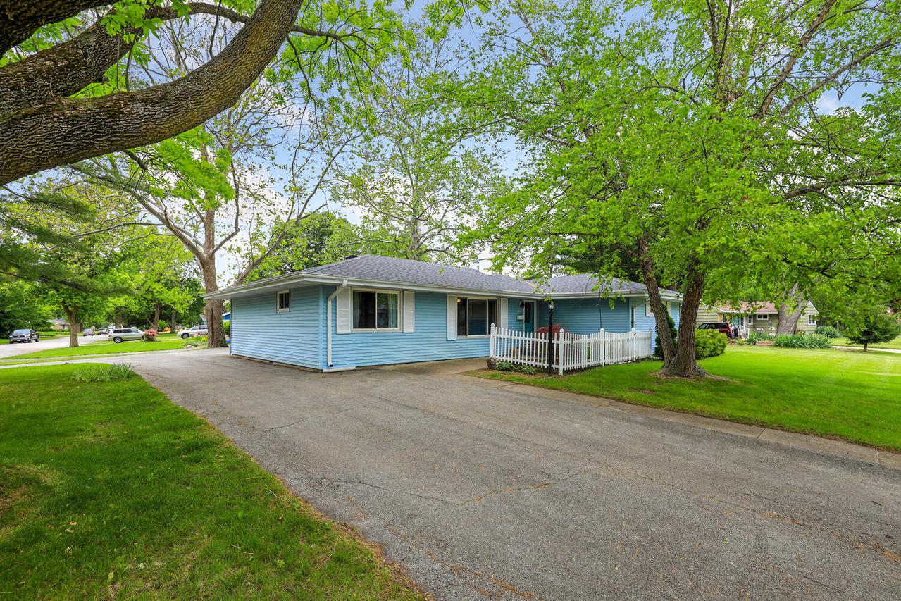1703 S Cottage Grove Ave., Urbana, IL 61801
