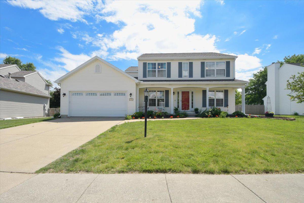309 E Tomaras Ave., Savoy, IL 61874