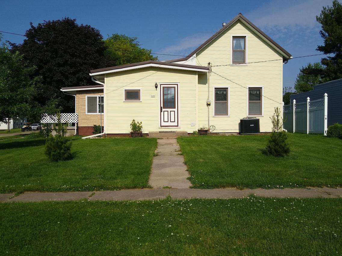 539 S Church St., Sheffield, IL 61361
