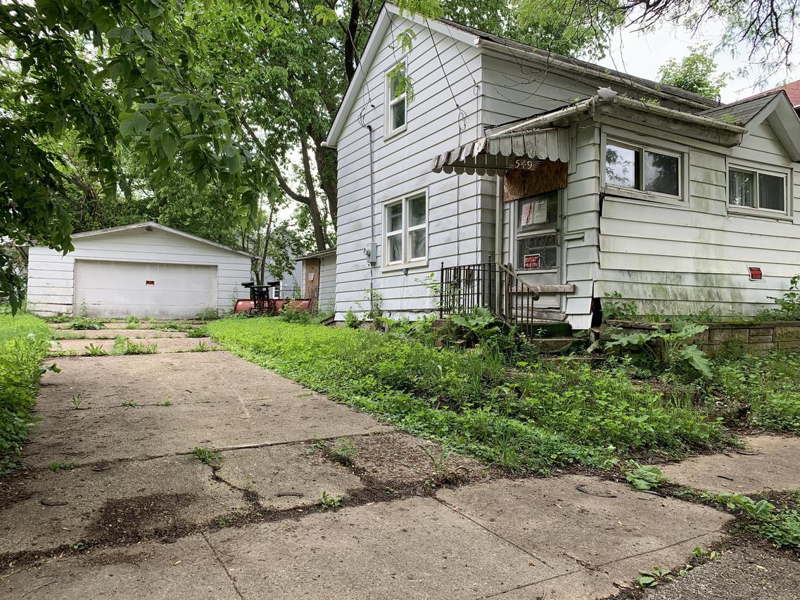 549 E Madison, Freeport, IL 61032
