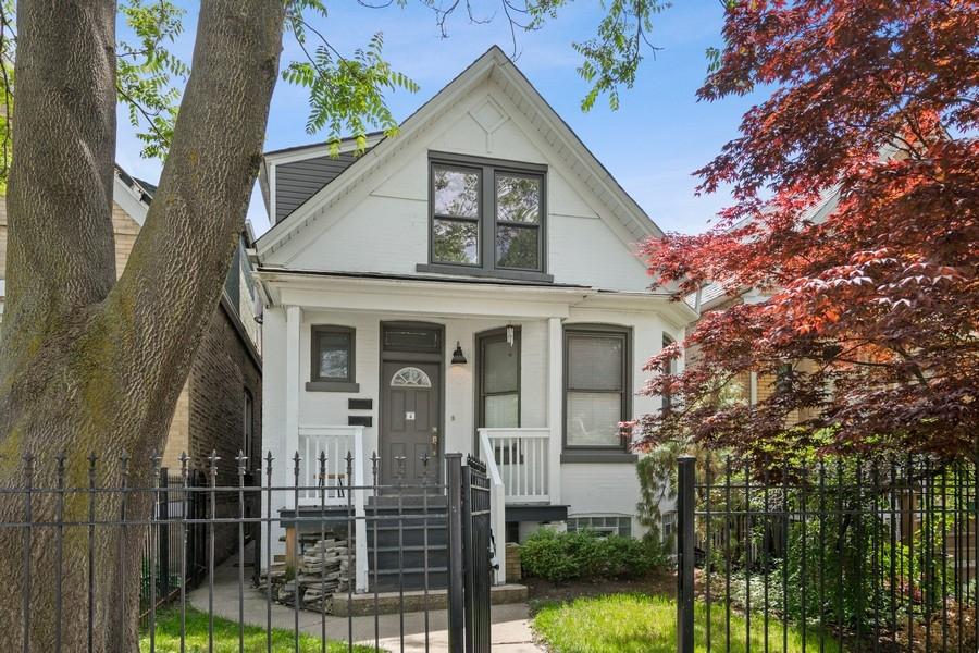 3429 W Beach St., Chicago, IL 60651