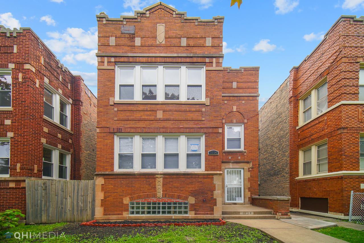 7654 S Bishop St., Chicago, IL 60620