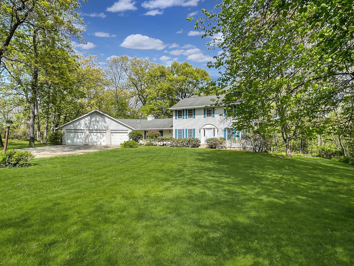 2057 Burd Haven, Freeport, IL 61032