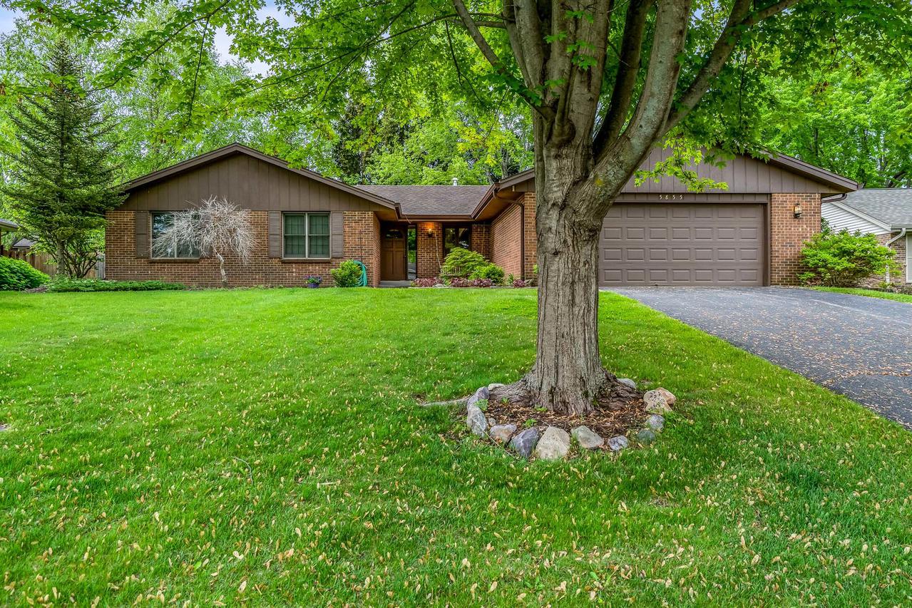 5855 Thatcher Dr., Rockford, IL 61114