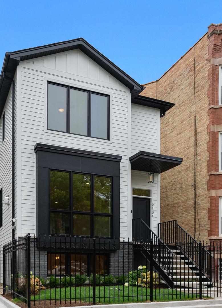 1627 W Winona St., Chicago, IL 60640