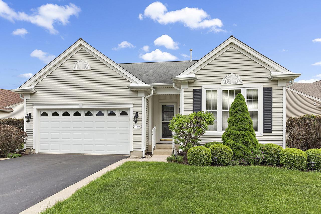 11266 Greenway Dr., Huntley, IL 60142