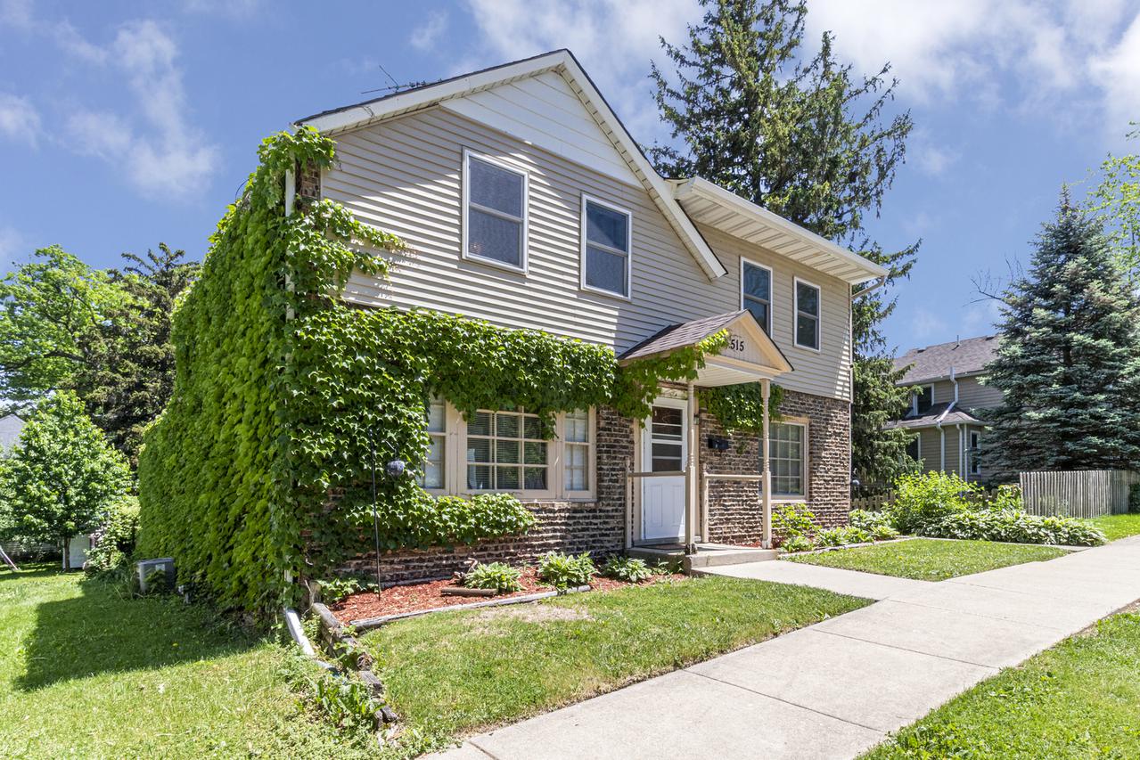 515 Warner Ave., Lemont, IL 60439