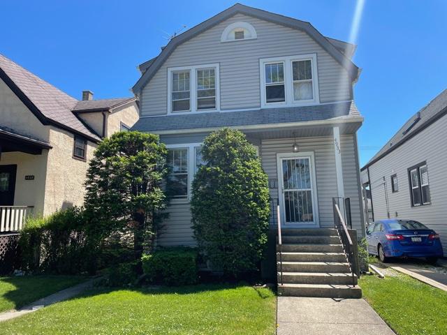 4933 W Berenice Ave., Chicago, IL 60641