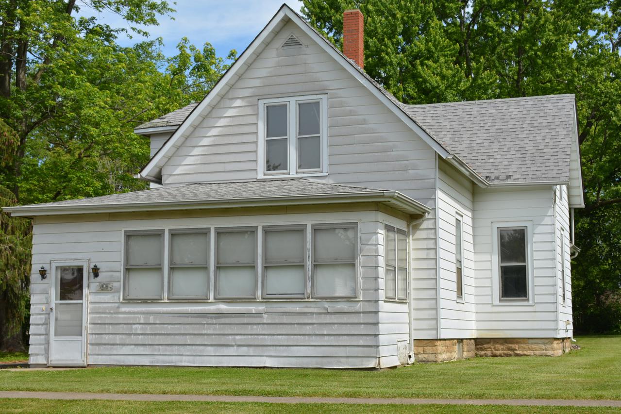 409 E North St., Peotone, IL 60468