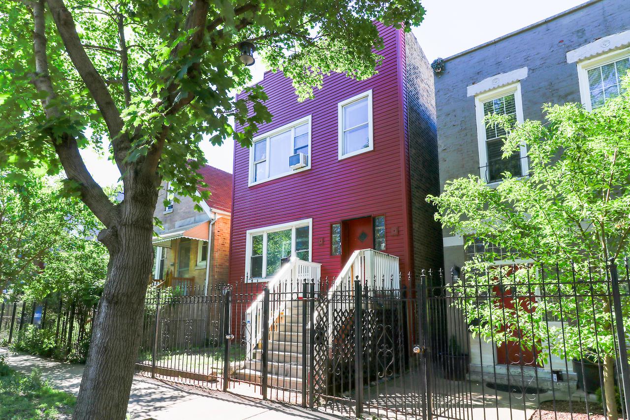 2225 W Huron St., Chicago, IL 60612